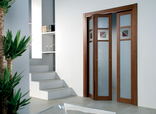 Двери-гармошка. фото в интерьере, особенности конструкции и эксплуатации