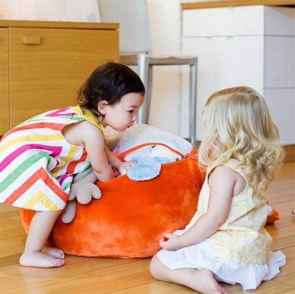 Конструктивный подход к вопросам хранения игрушек в детской комнате
