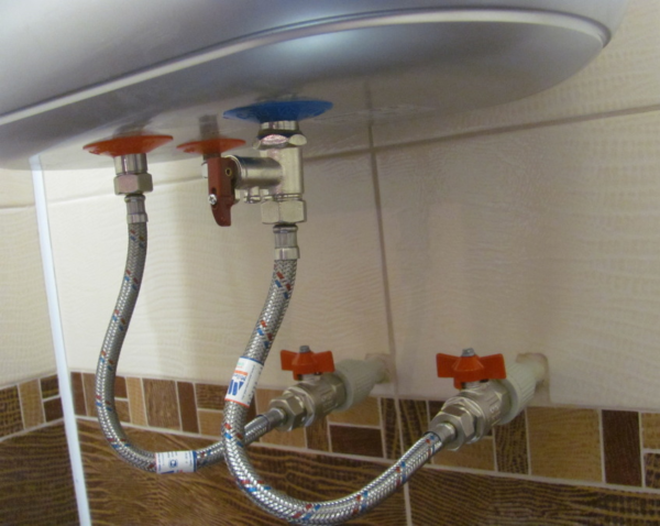 Как подключить бойлер к водопроводу: рекомендации и инструкции