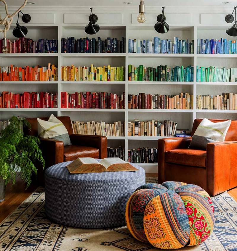 Книжные шкафы для домашней библиотеки: стильные и практичные варианты