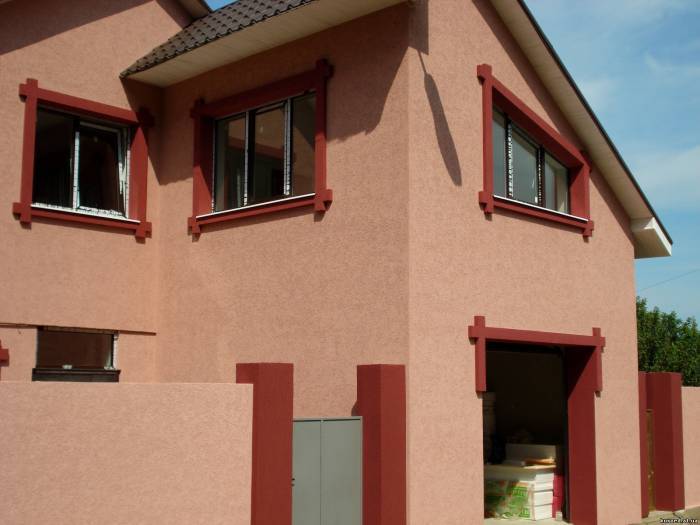 Фасад короед — ключевые недостатки и достоинства отделки дома таким способом